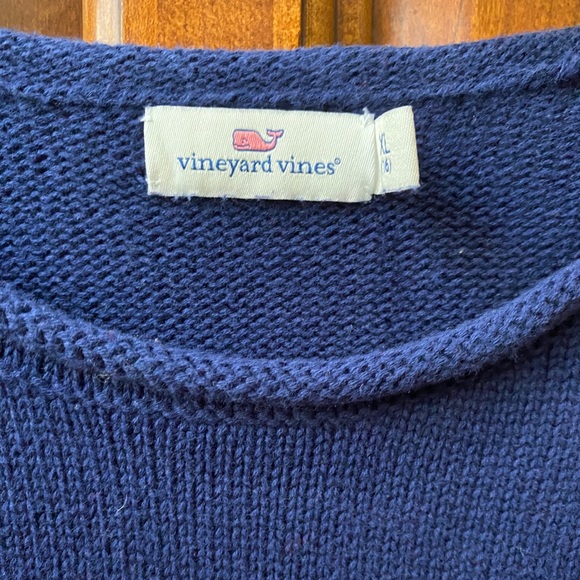 Vineyard Vines Sweater. Children’s Girl’s Size XL - Picture 3 of 3